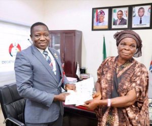 EFCC Returns ₦42.5m to Widow Defrauded by Banker in Kaduna