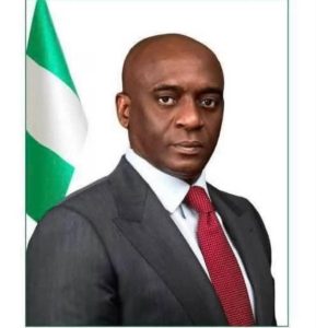 

NDDC Management Celebrates Chairman Barr. Chiedu Ebie on Birthday